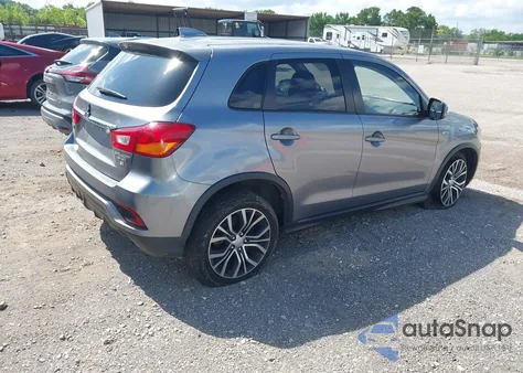 2018 Mitsubishi Outlander Sport 2.4 Se z USA, uszkodzony, nr VIN JA4AP3AW1JZ008426